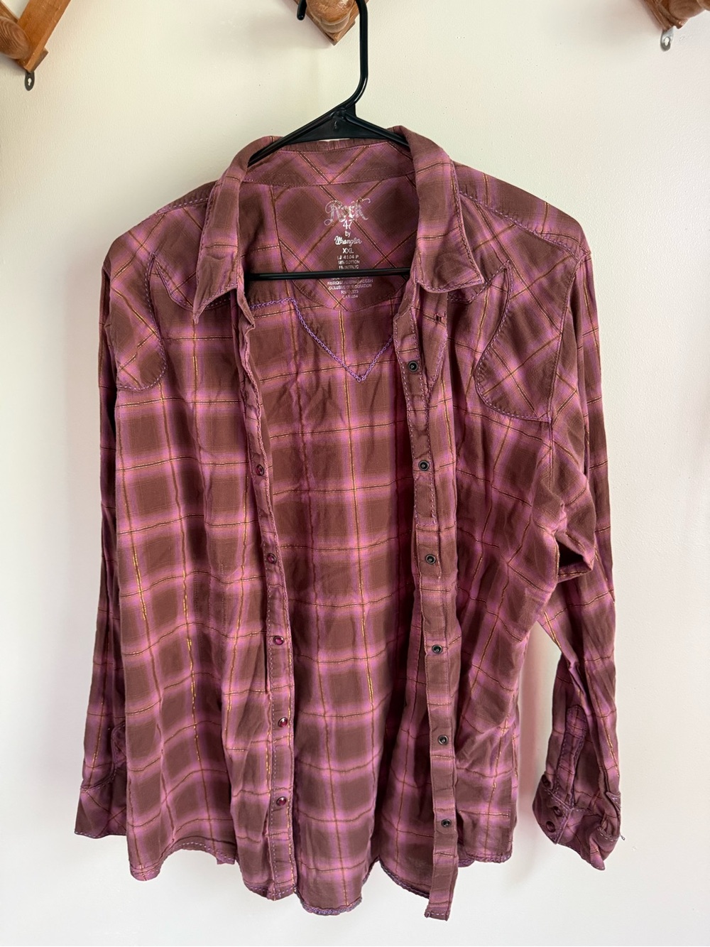 Wrangler Mauve/Shiney Plaid Button-Down Shirt